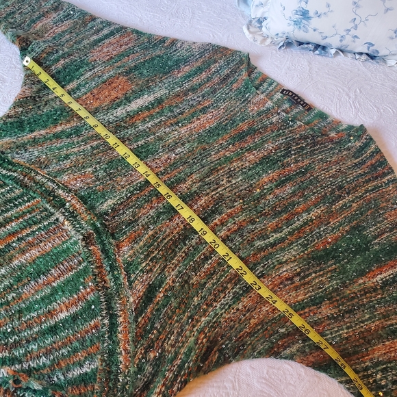 EUC Santoori Green & Tan Sequin Oversized Sweater - Picture 5 of 10